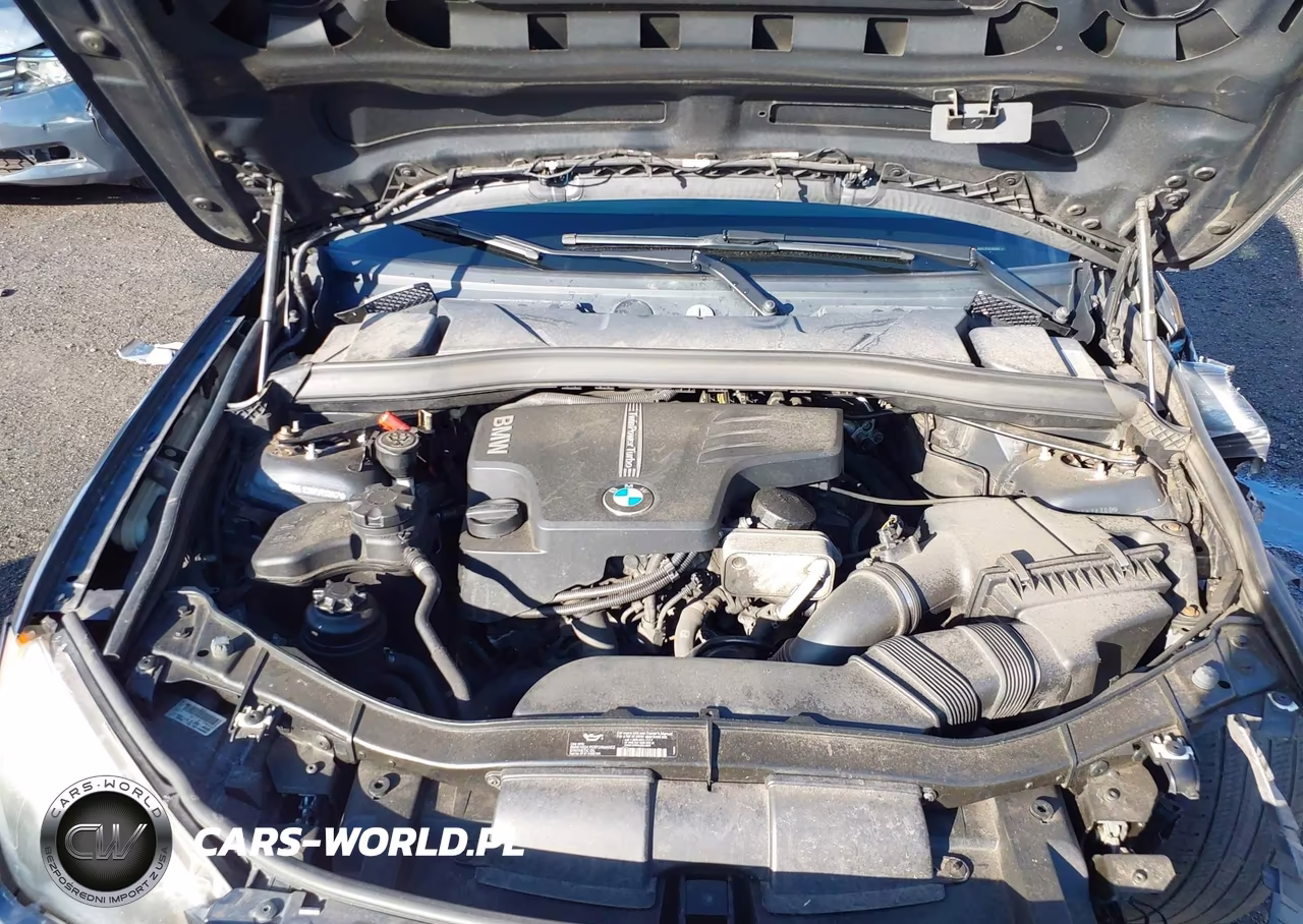 2014 BMW X1 xDrive28I VIN:WBAVL1C50EVR92867 - 10