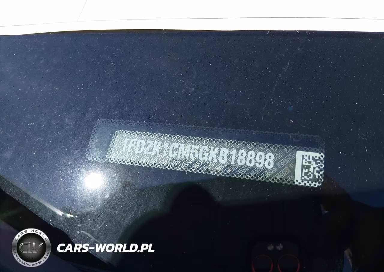 2016 Ford Transit-150 Xl-Xlt VIN:1FDZK1CM5GKB18898 - 17