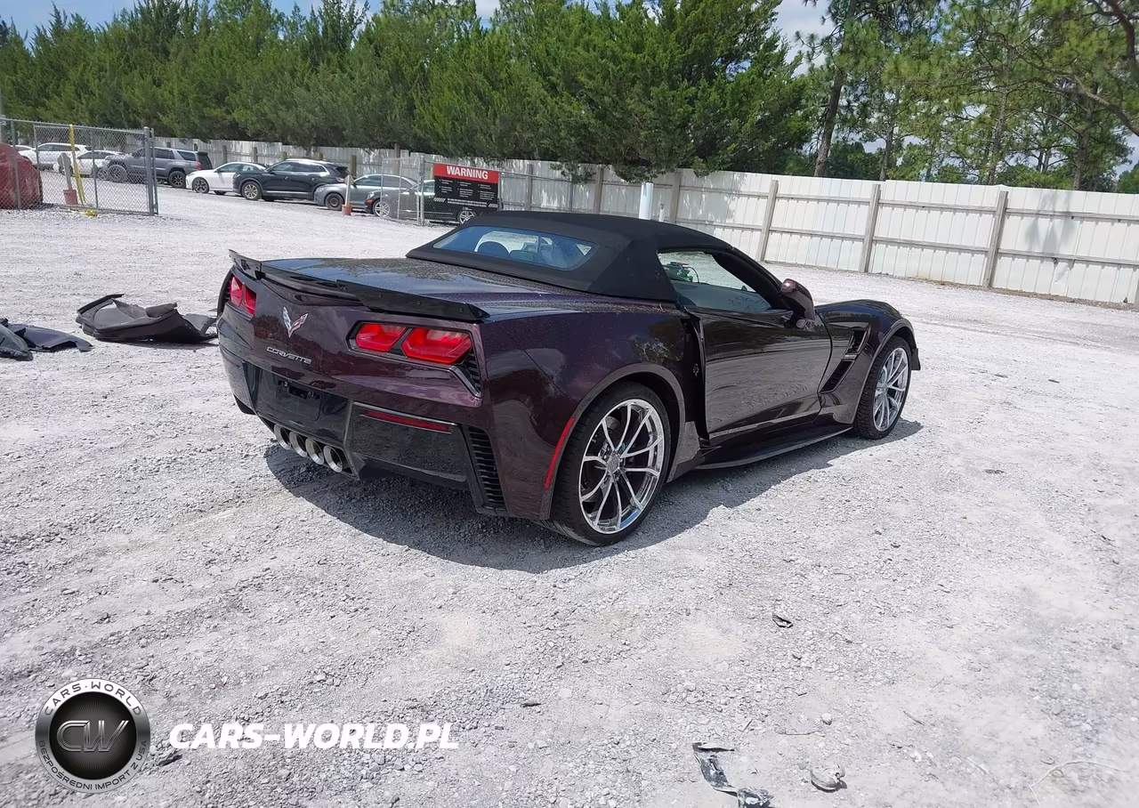 2017 Chevrolet Corvette Grand Sport VIN:1G1YY3D73H5108642 - 4