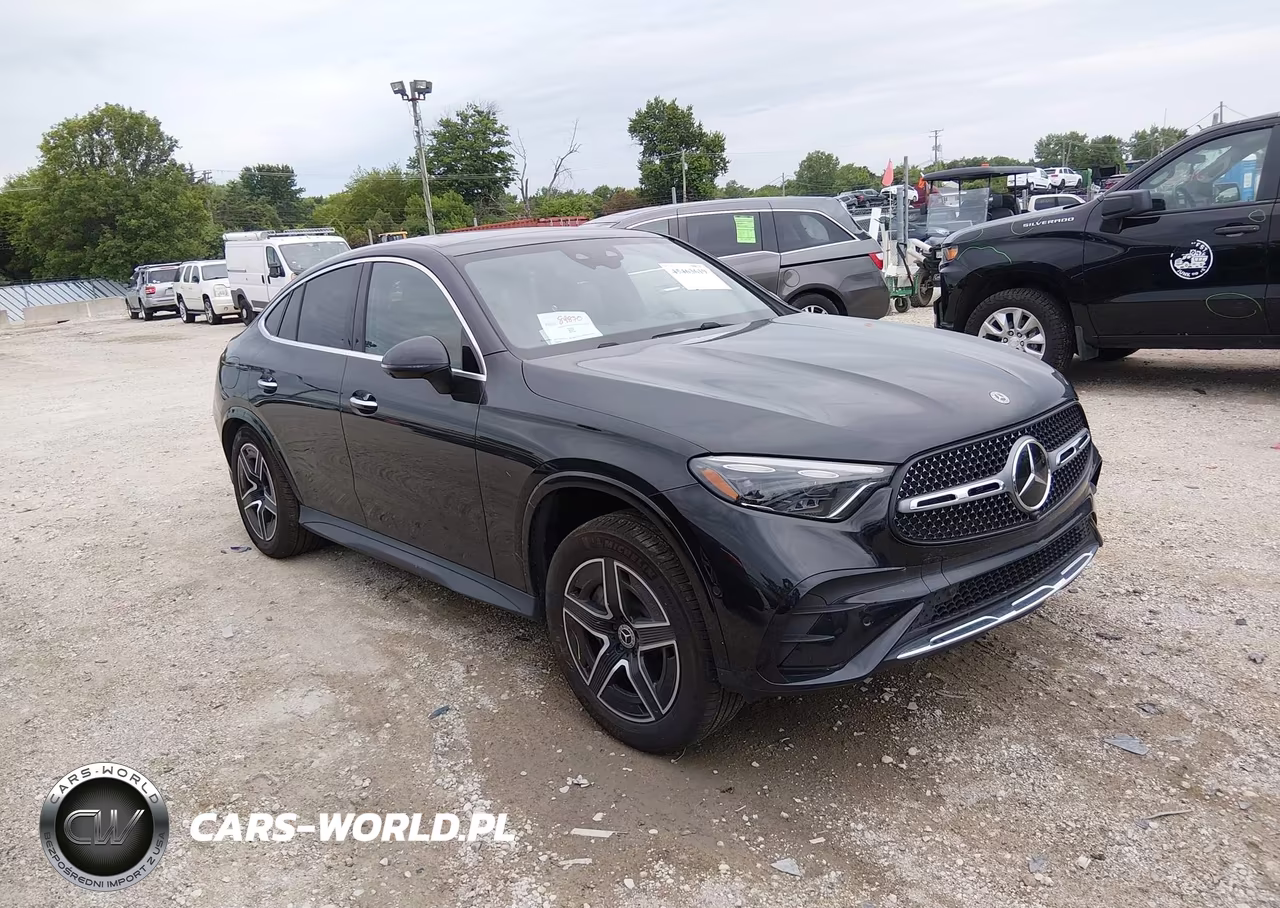 2025 Mercedes-Benz Glc 300 4Matic Coupe – zdjęcie 1 z 17
