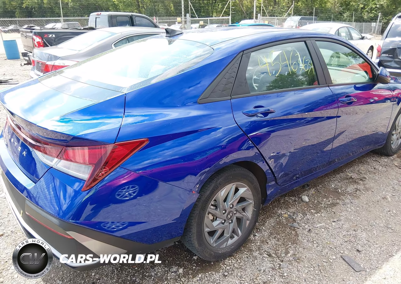 2024 Hyundai Elantra Sel VIN:KMHLM4DG4RU789674 - 17