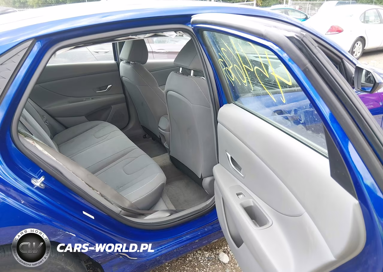 2024 Hyundai Elantra Sel VIN:KMHLM4DG4RU789674 - 8