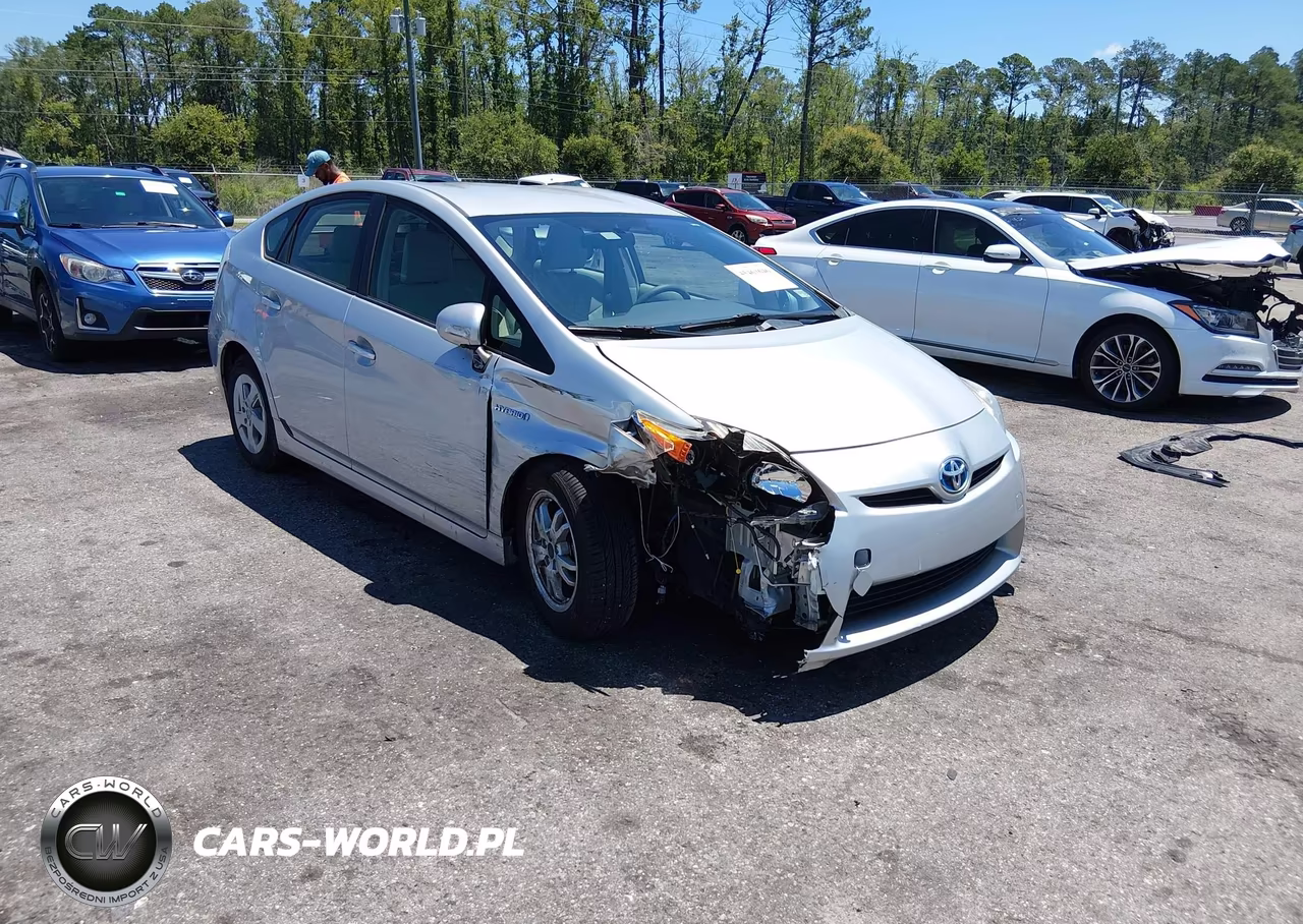 2011 Toyota Prius Two – zdjęcie 1 z 16