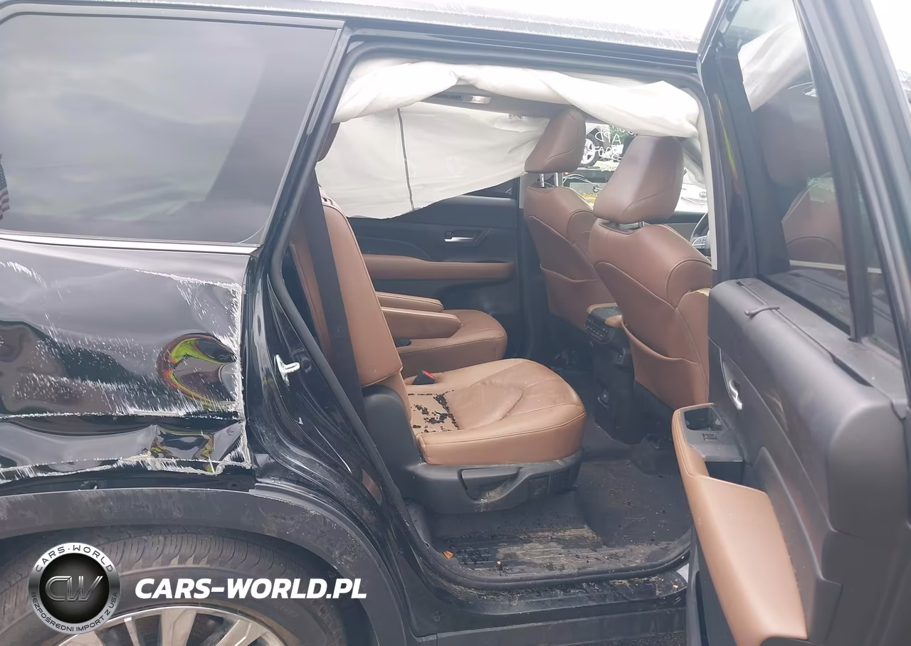 2024 Toyota Grand Highlander Platinum VIN:5TDAAAB52RS008207 - 8