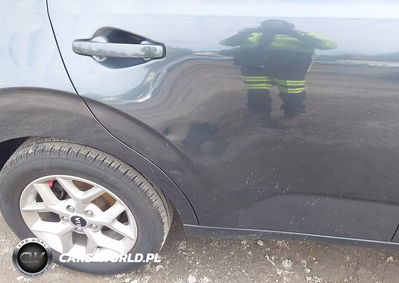 2020 Kia Soul S VIN:KNDJ23AU7L7057471 - 19