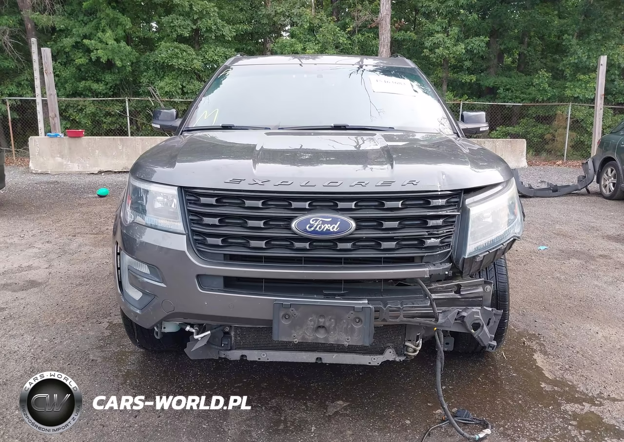 2016 Ford Explorer Sport VIN:1FM5K8GT6GGB15956 - 12