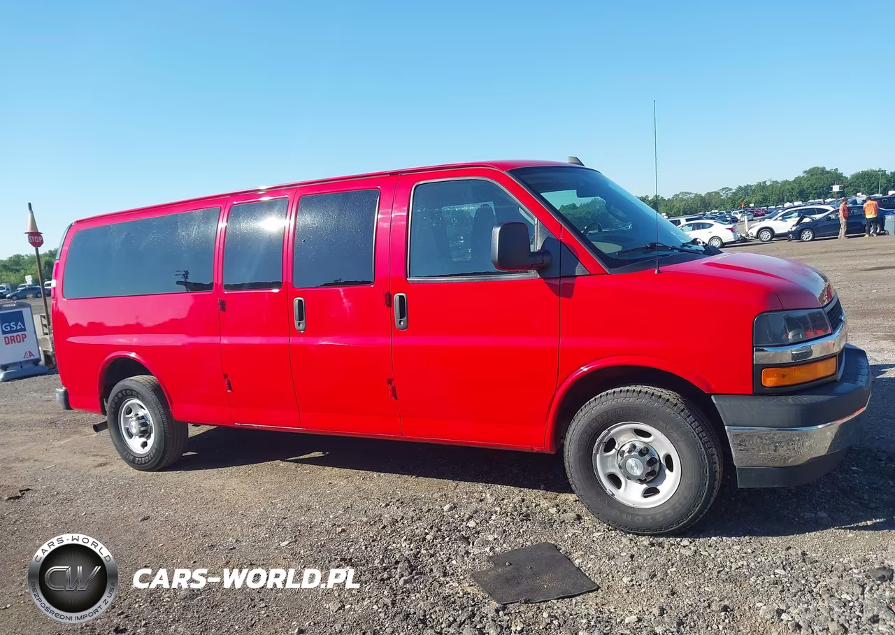 2017 Chevrolet Express 3500 Lt VIN:1GAZGPFG1H1244867 - 13