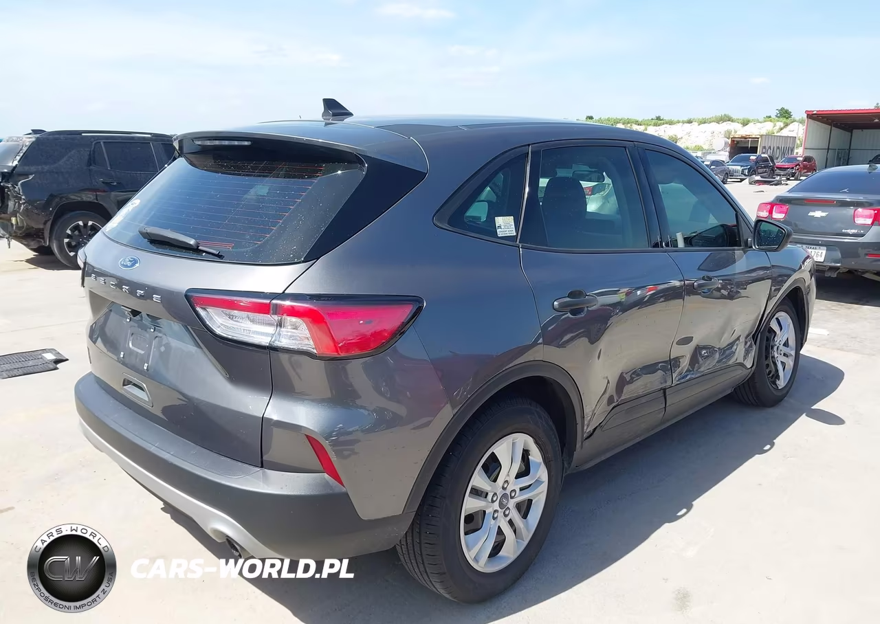 2021 Ford Escape S VIN:1FMCU0F68MUA06166 - 4