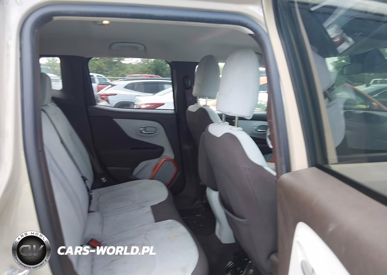 2015 Jeep Renegade Latitude VIN:ZACCJABT0FPB56622 - 8