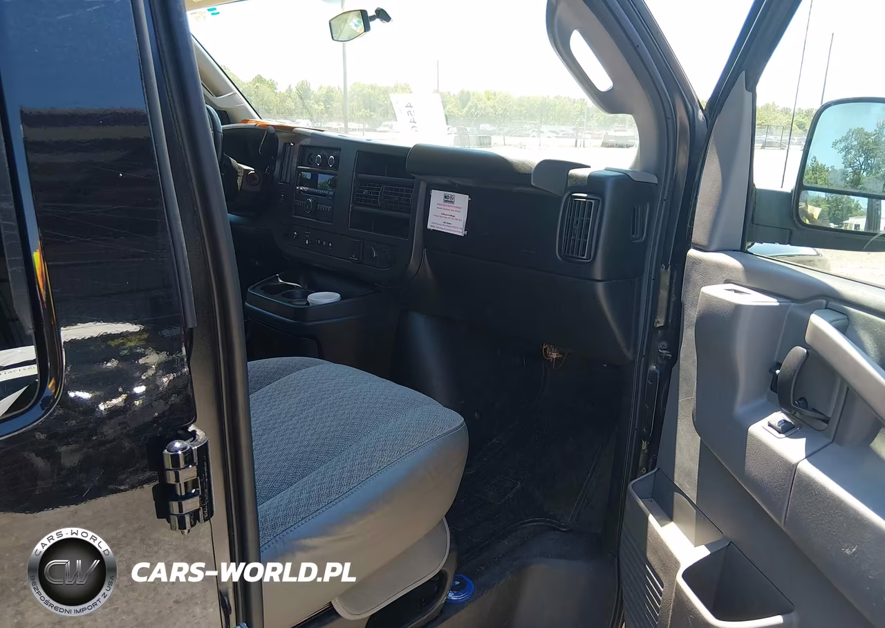 2016 Chevrolet Express 3500 Lt VIN:1GAZGPFF8G1314967 - 5