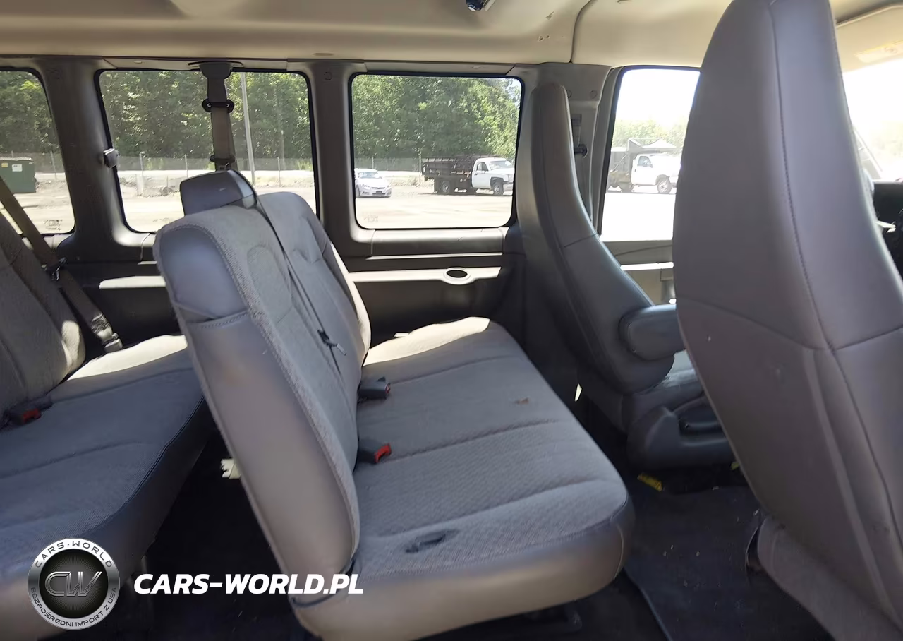 2016 Chevrolet Express 3500 Lt VIN:1GAZGPFF8G1314967 - 8