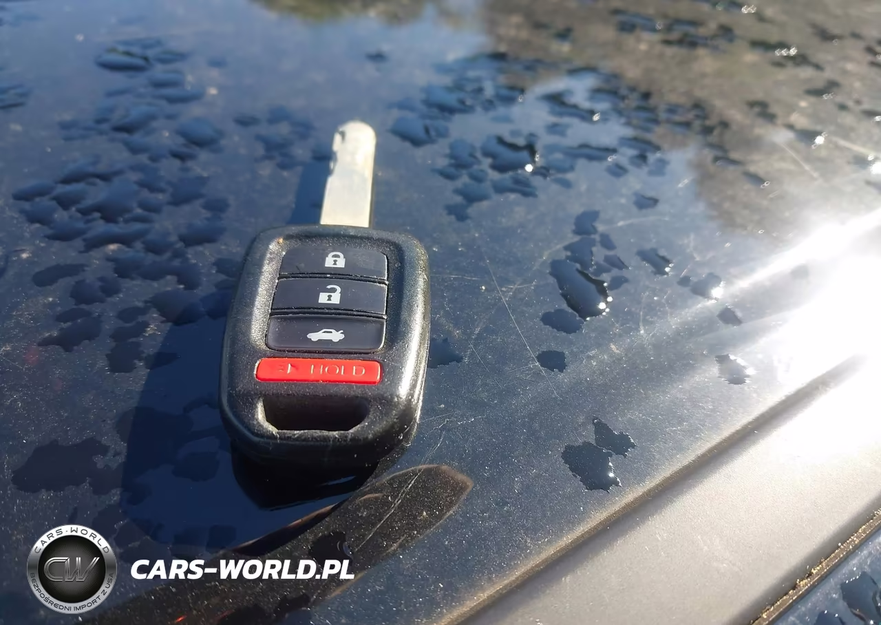 2015 Honda Accord Sport VIN:1HGCR2E59FA225900 - 11