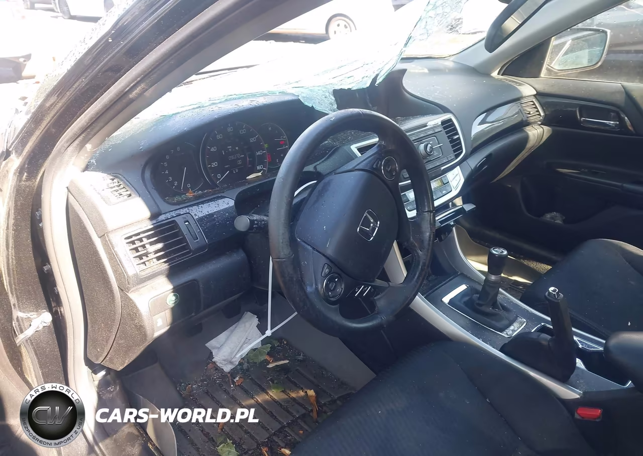 2015 Honda Accord Sport VIN:1HGCR2E59FA225900 - 5