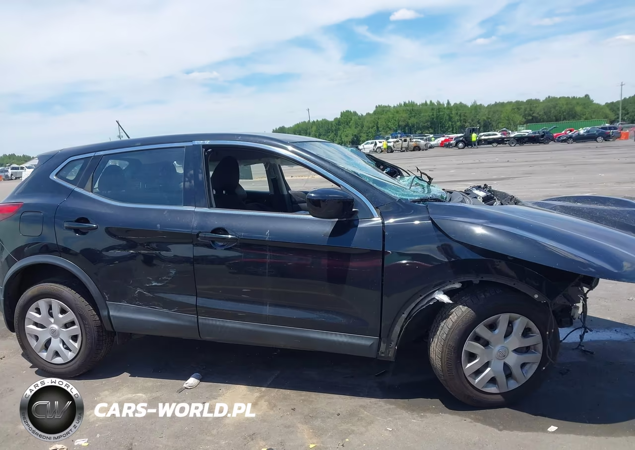 2018 Nissan Rogue Sport S VIN:JN1BJ1CP9JW500518 - 13