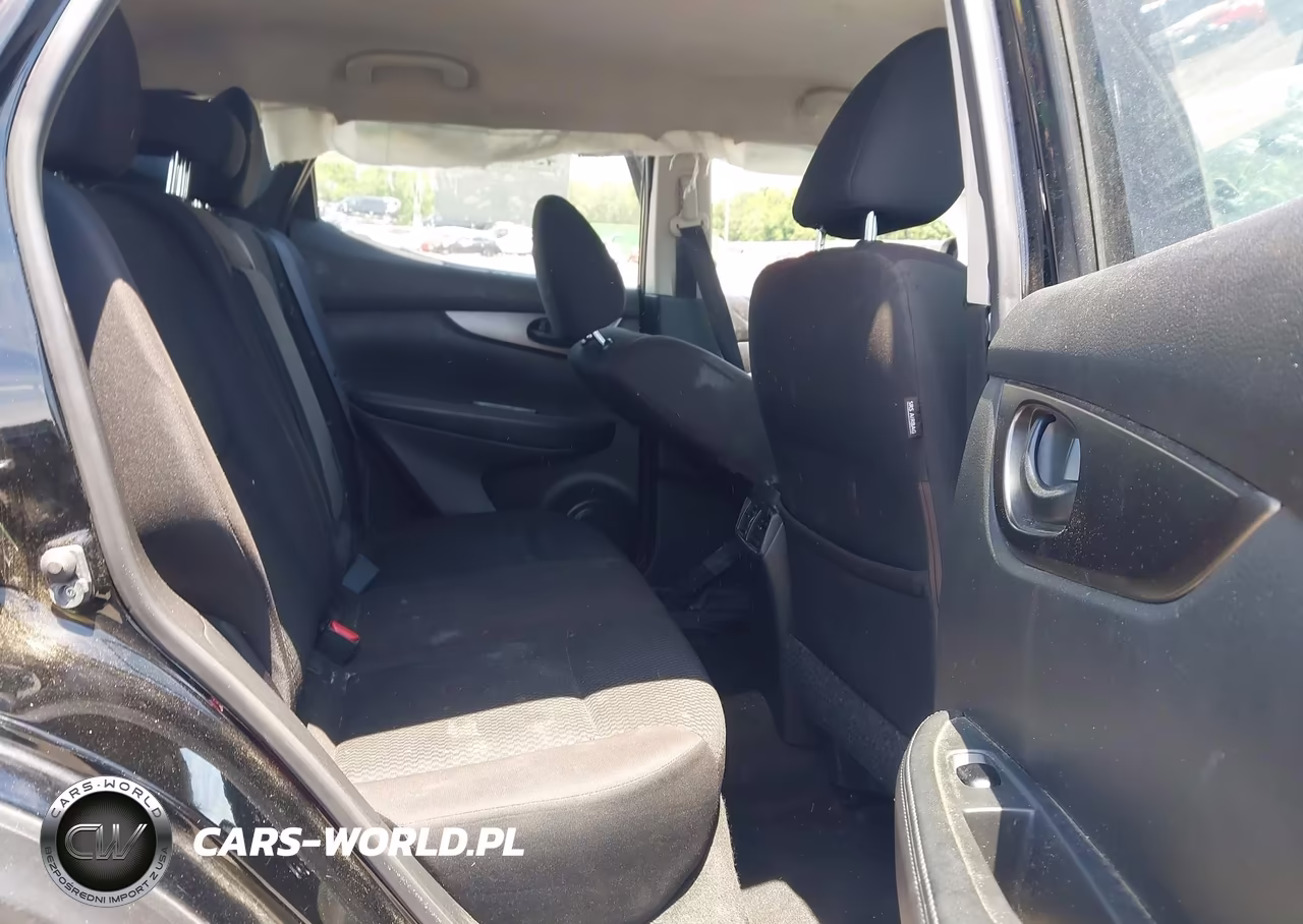 2018 Nissan Rogue Sport S VIN:JN1BJ1CP9JW500518 - 8