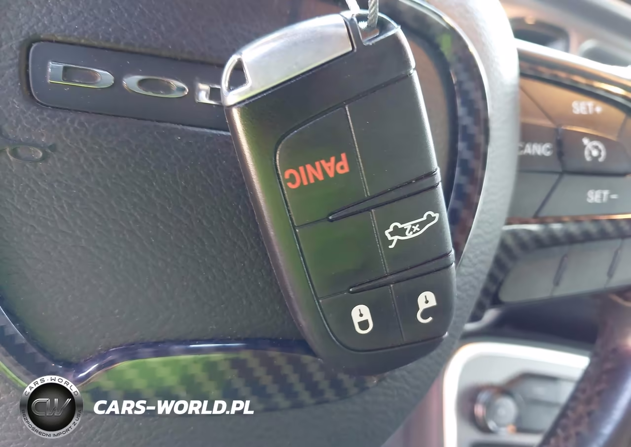 2015 Dodge Challenger Sxt VIN:2C3CDZAG1FH723608 - 11
