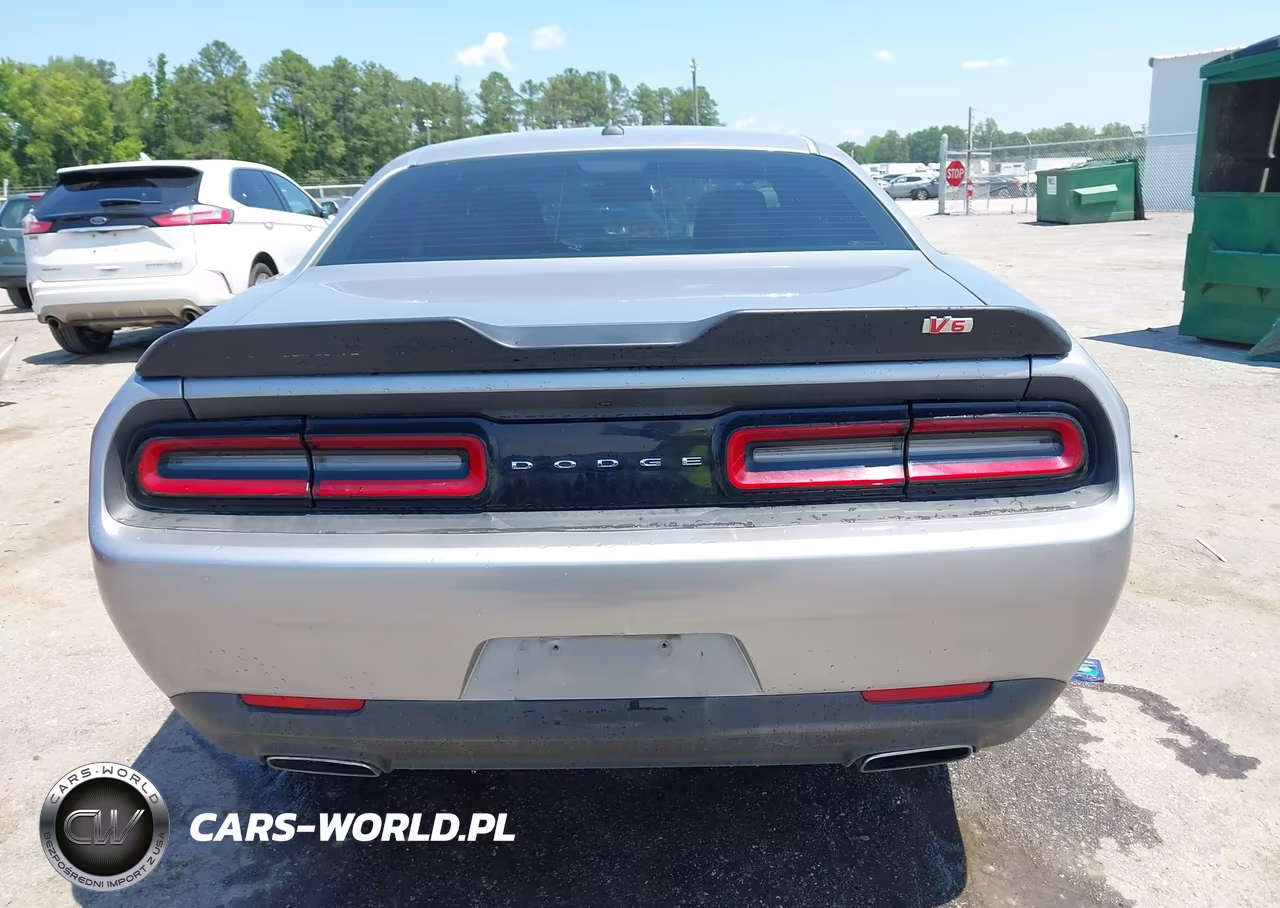 2015 Dodge Challenger Sxt VIN:2C3CDZAG1FH723608 - 16