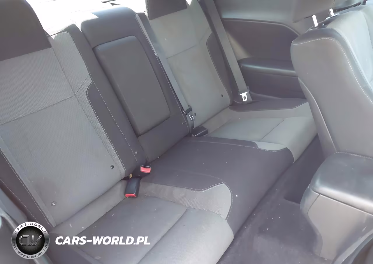 2015 Dodge Challenger Sxt VIN:2C3CDZAG1FH723608 - 8