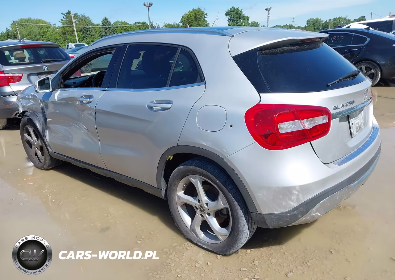 2018 Mercedes-Benz Gla 250 4Matic VIN:WDCTG4GB7JJ413885 - 3