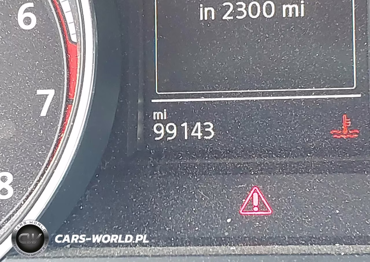 2015 Volkswagen Golf R 4-Door VIN:WVWLF7AU9FW252194 - 16