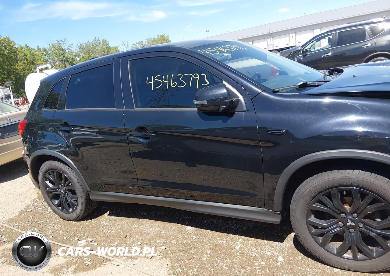 2018 Mitsubishi Outlander Sport 2.0 Le VIN:JA4AR3AU2JZ022795 - 13