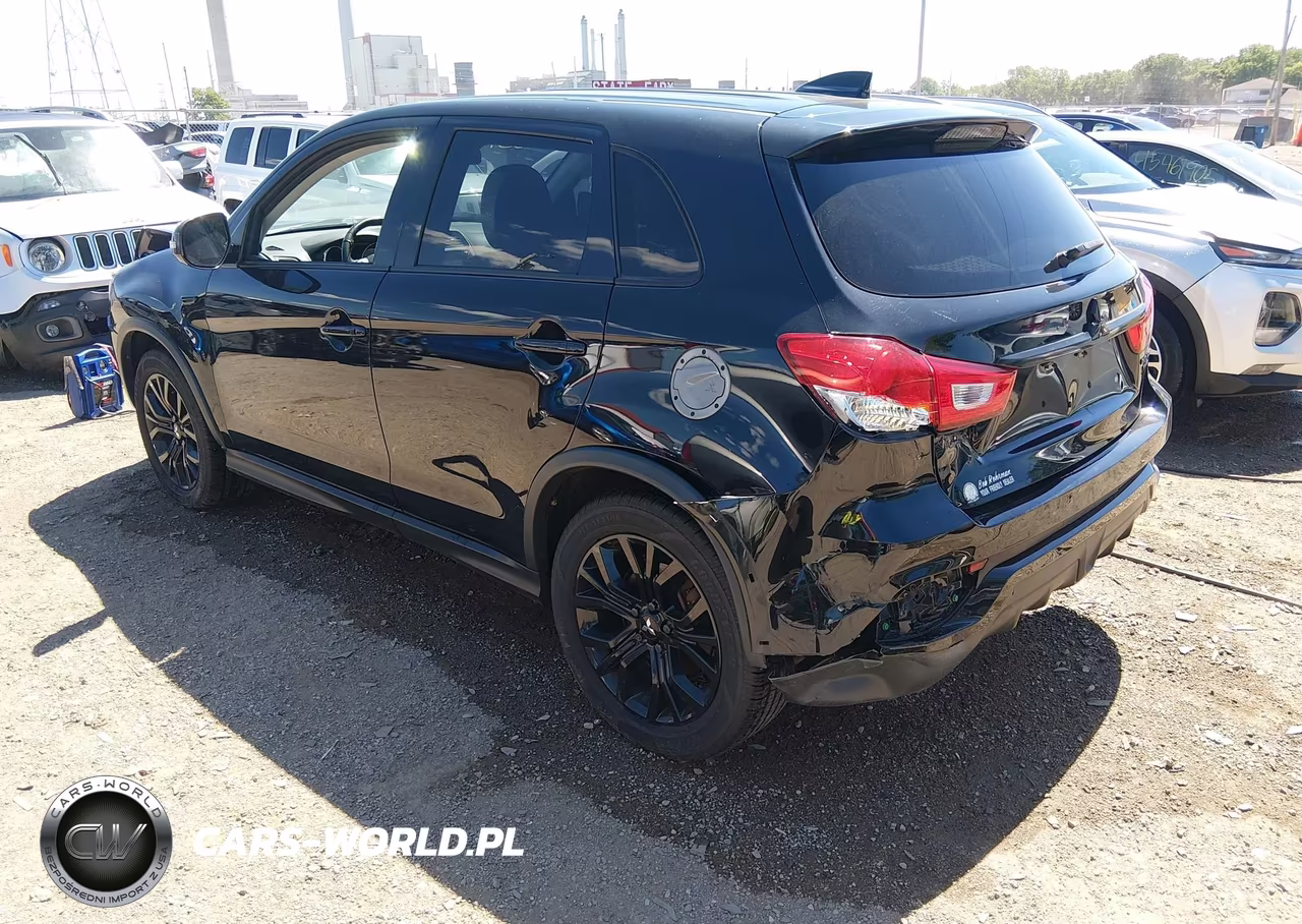 2018 Mitsubishi Outlander Sport 2.0 Le VIN:JA4AR3AU2JZ022795 - 3