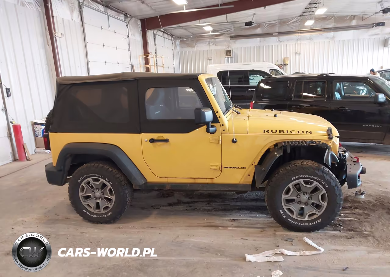 2015 Jeep Wrangler Rubicon VIN:1C4BJWCG0FL606746 - 13