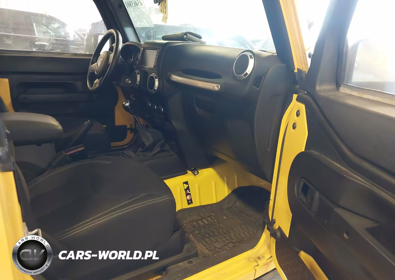 2015 Jeep Wrangler Rubicon VIN:1C4BJWCG0FL606746 - 5