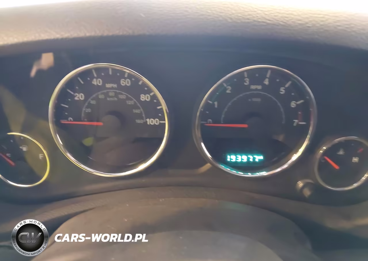 2015 Jeep Wrangler Rubicon VIN:1C4BJWCG0FL606746 - 7
