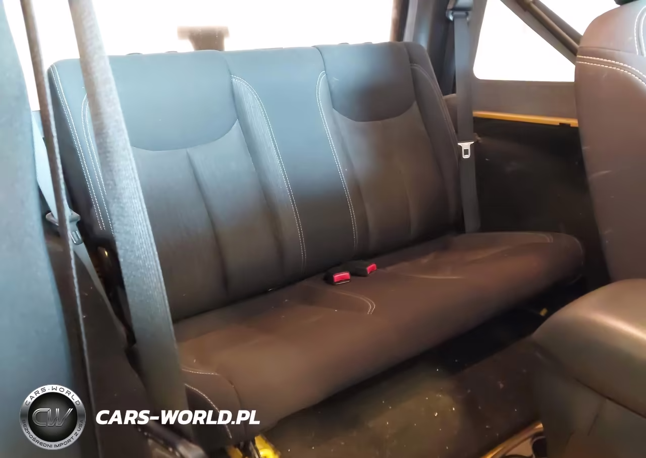 2015 Jeep Wrangler Rubicon VIN:1C4BJWCG0FL606746 - 8