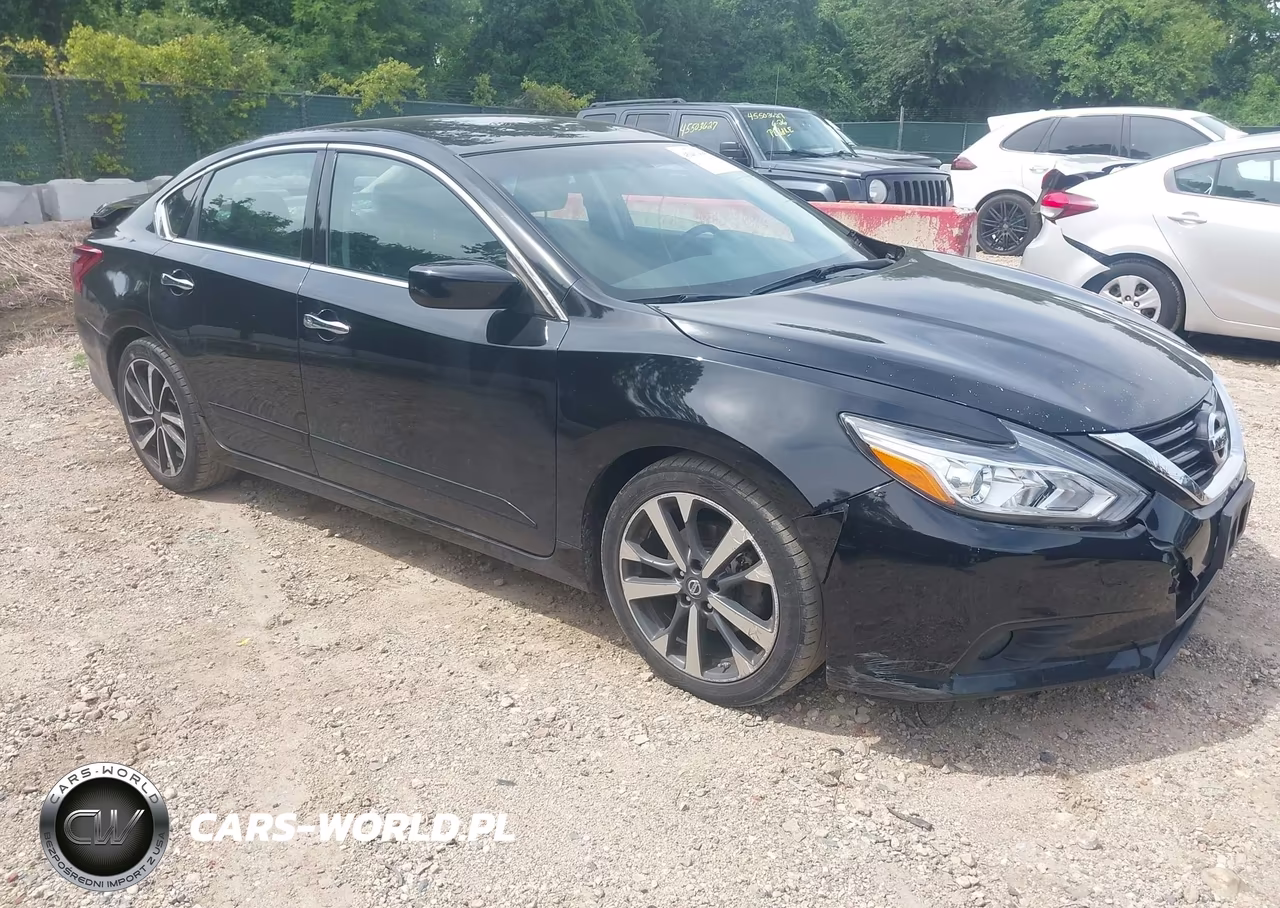 2017 Nissan Altima 2.5 Sr – zdjęcie 1 z 16