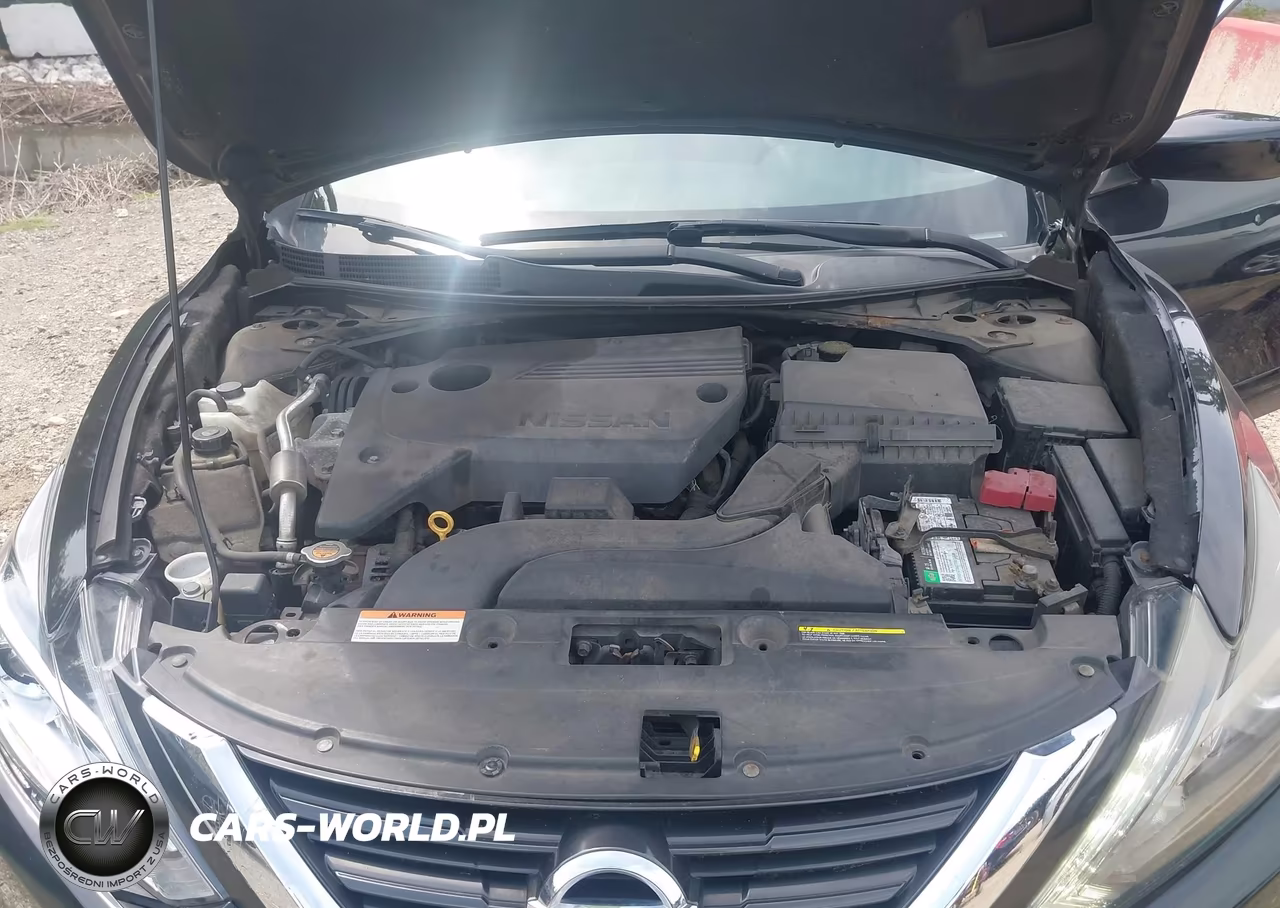2017 Nissan Altima 2.5 Sr VIN:1N4AL3AP0HC120051 - 10