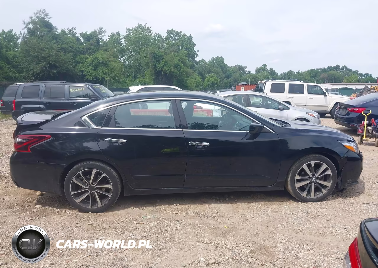 2017 Nissan Altima 2.5 Sr VIN:1N4AL3AP0HC120051 - 13