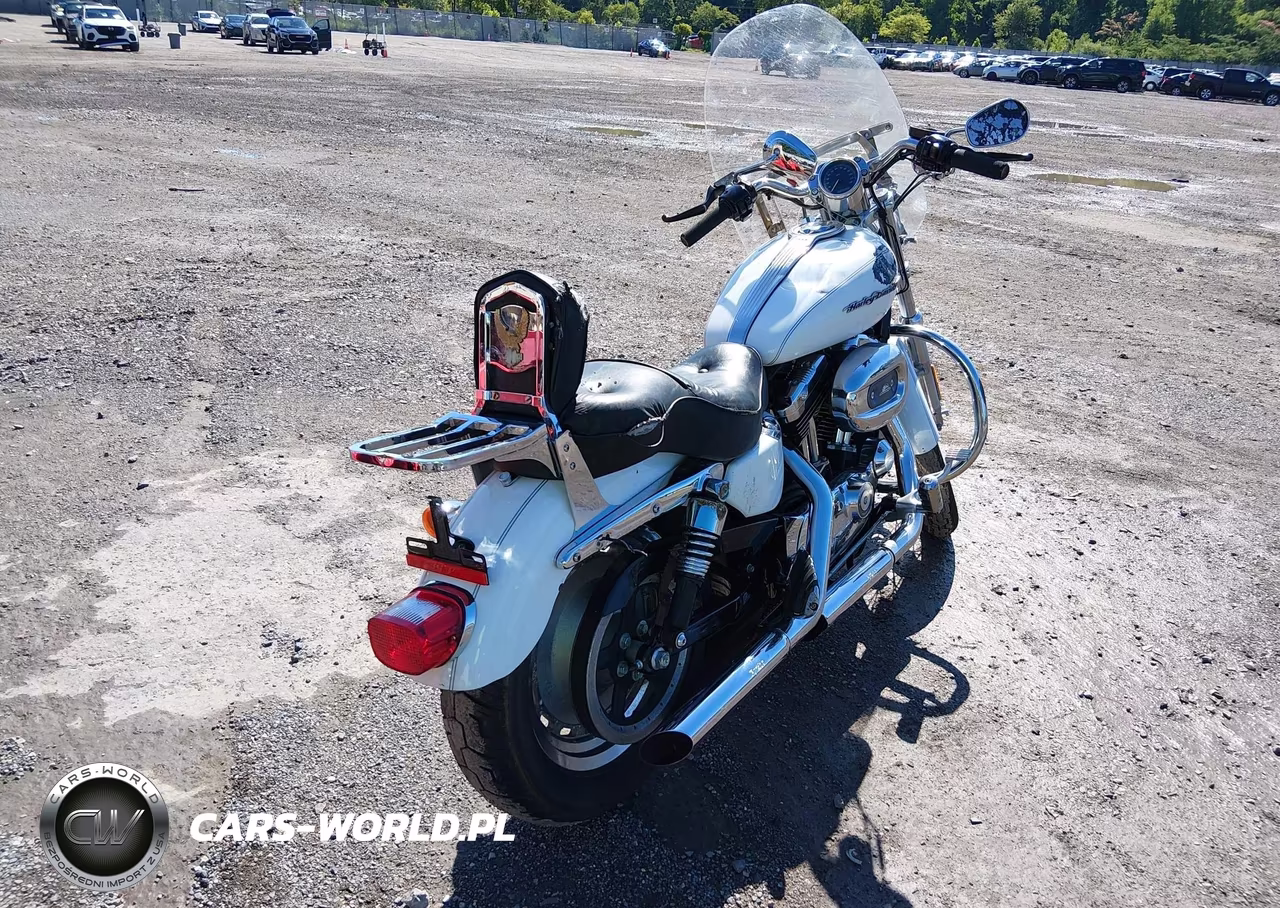 2006 Harley-Davidson Xl1200 C VIN:1HD1CGP136K439871 - 4