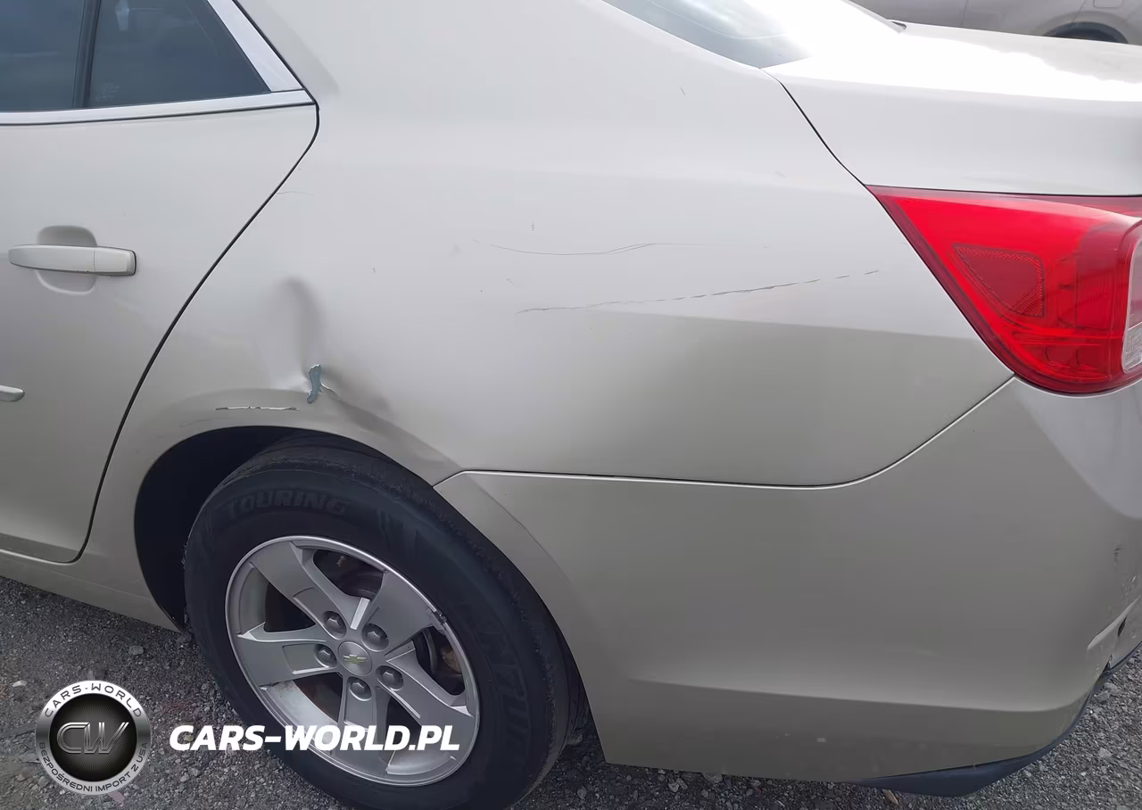 2015 Chevrolet Malibu Ls VIN:1G11B5SL5FF116490 - 13