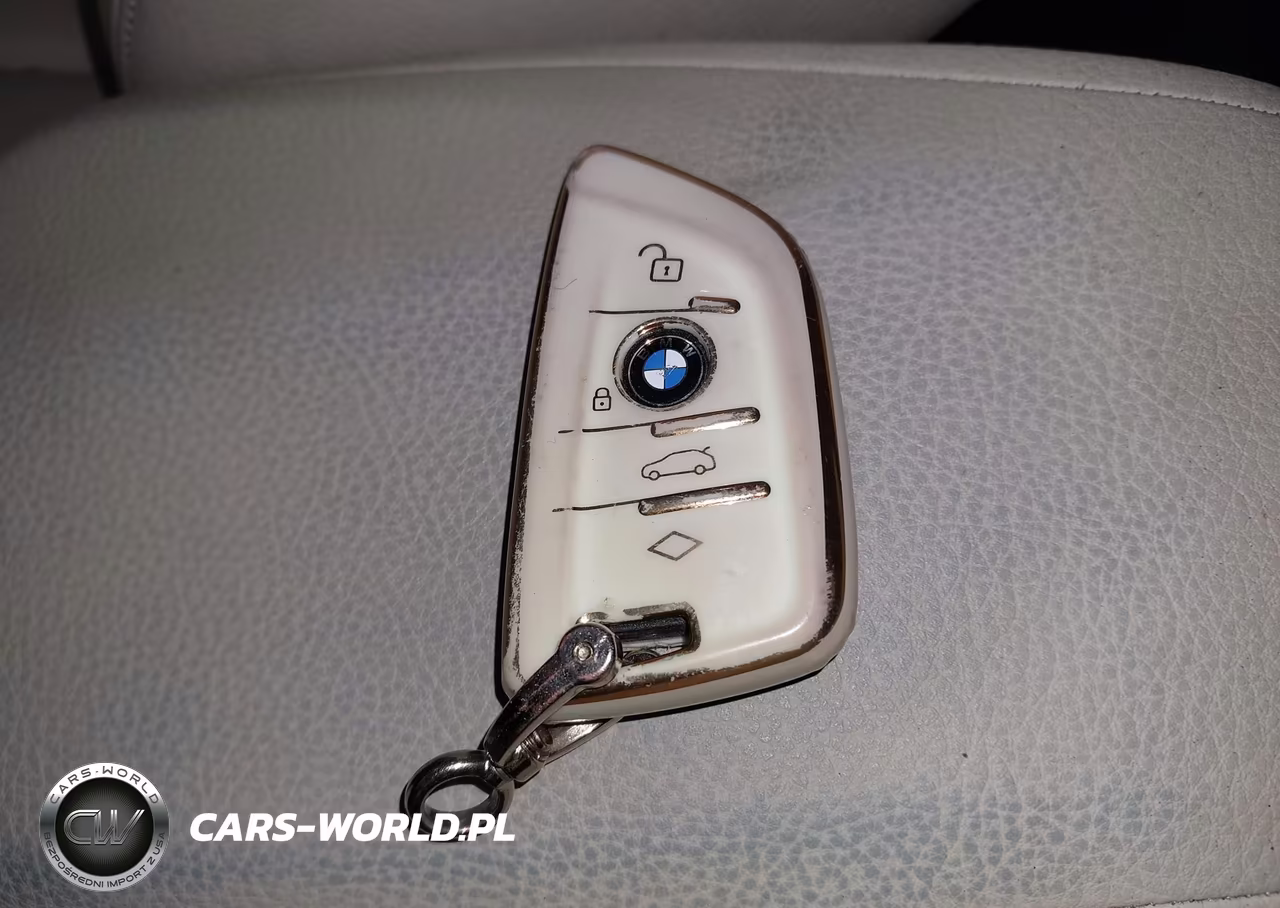 2017 BMW X1 xDrive28I VIN:WBXHT3C34H5F85641 - 11