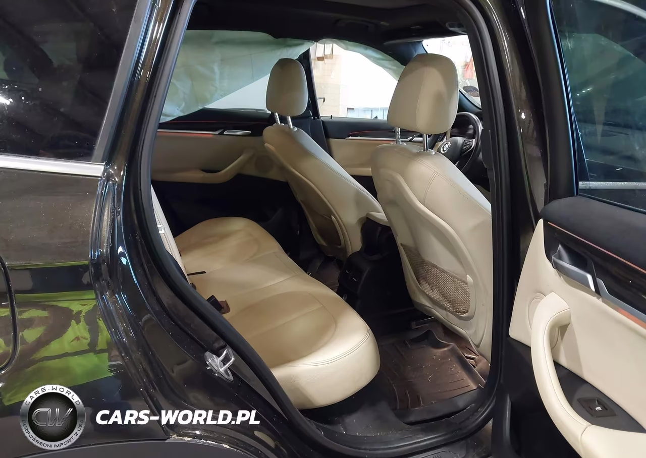 2017 BMW X1 xDrive28I VIN:WBXHT3C34H5F85641 - 8