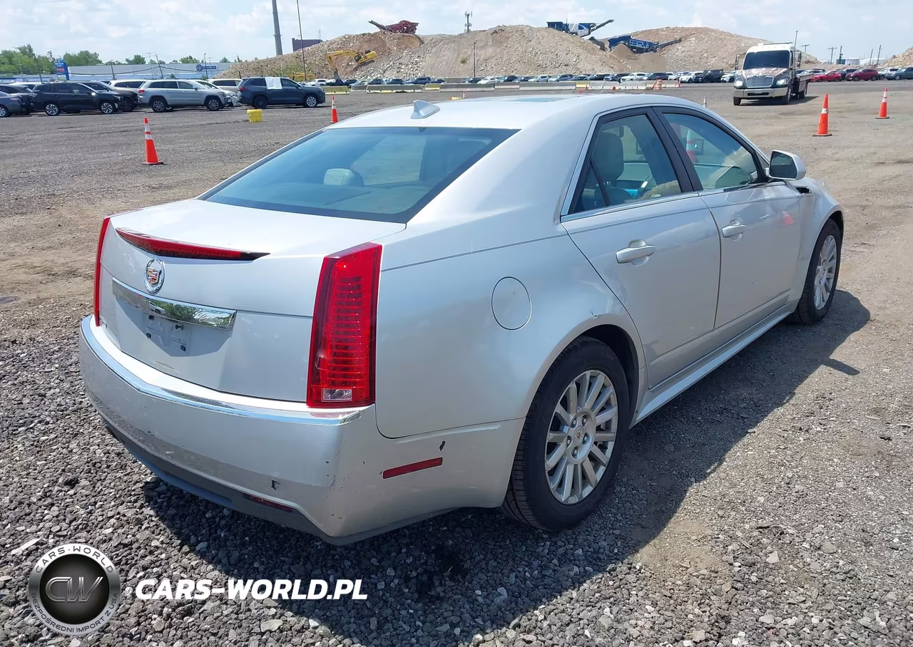 2011 Cadillac Cts Luxury VIN:1G6DE5EYXB0135488 - 4