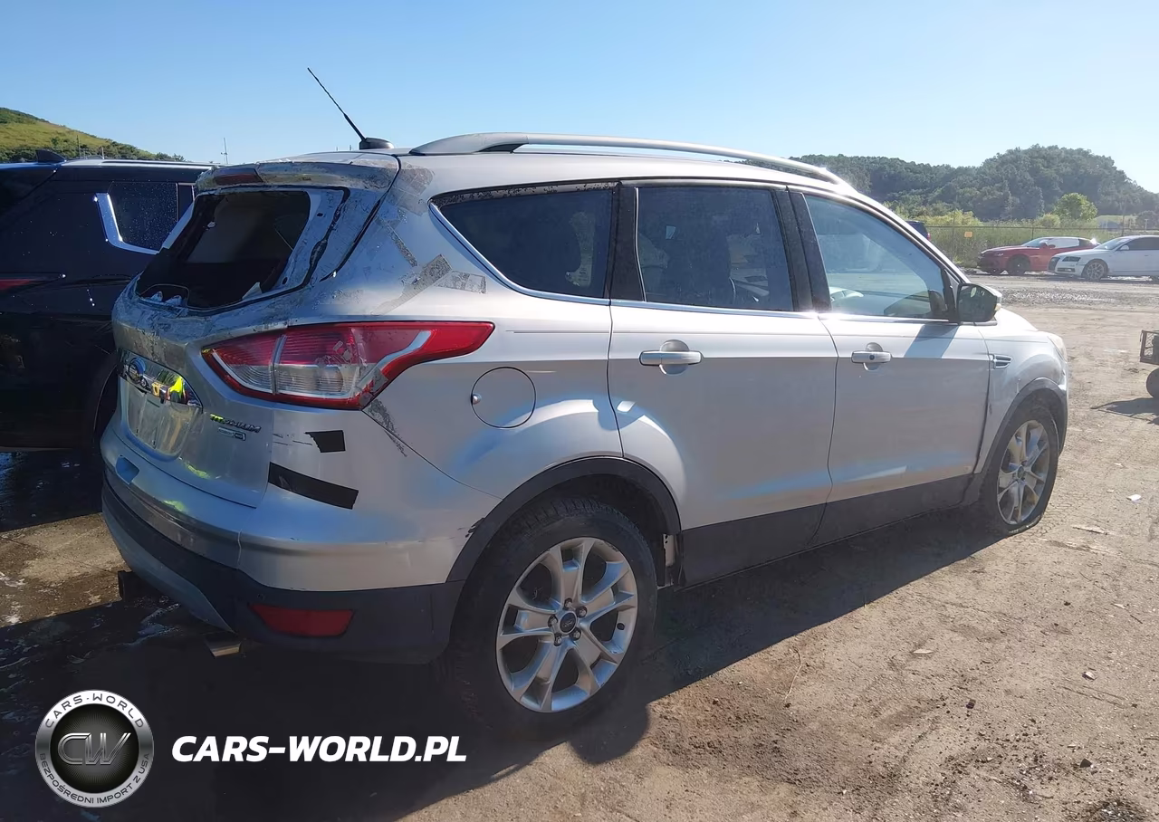 2015 Ford Escape Titanium VIN:1FMCU9J96FUB27061 - 4