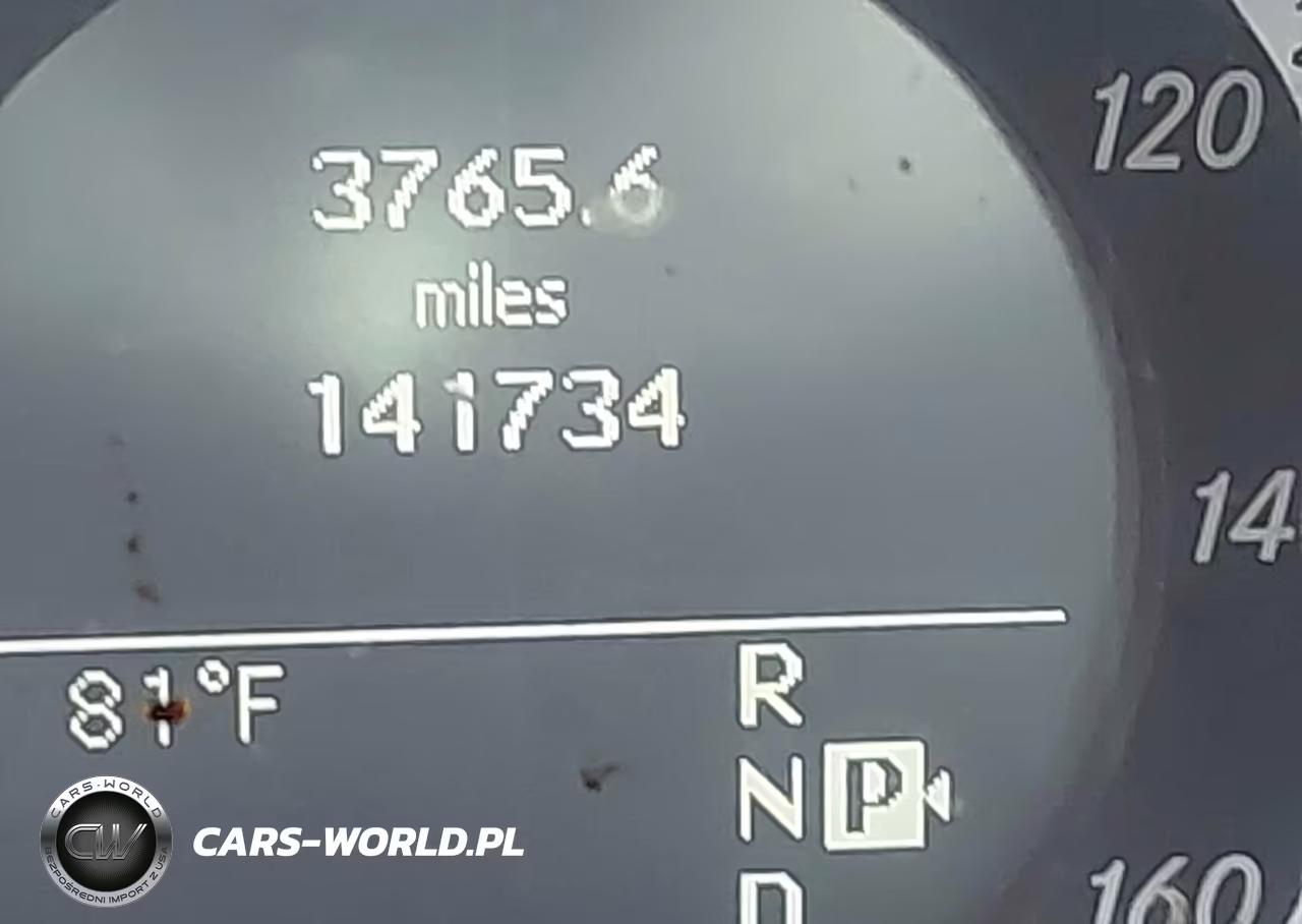 2010 Mercedes-Benz E 350 VIN:WDDHF5GB8AA218145 - 14