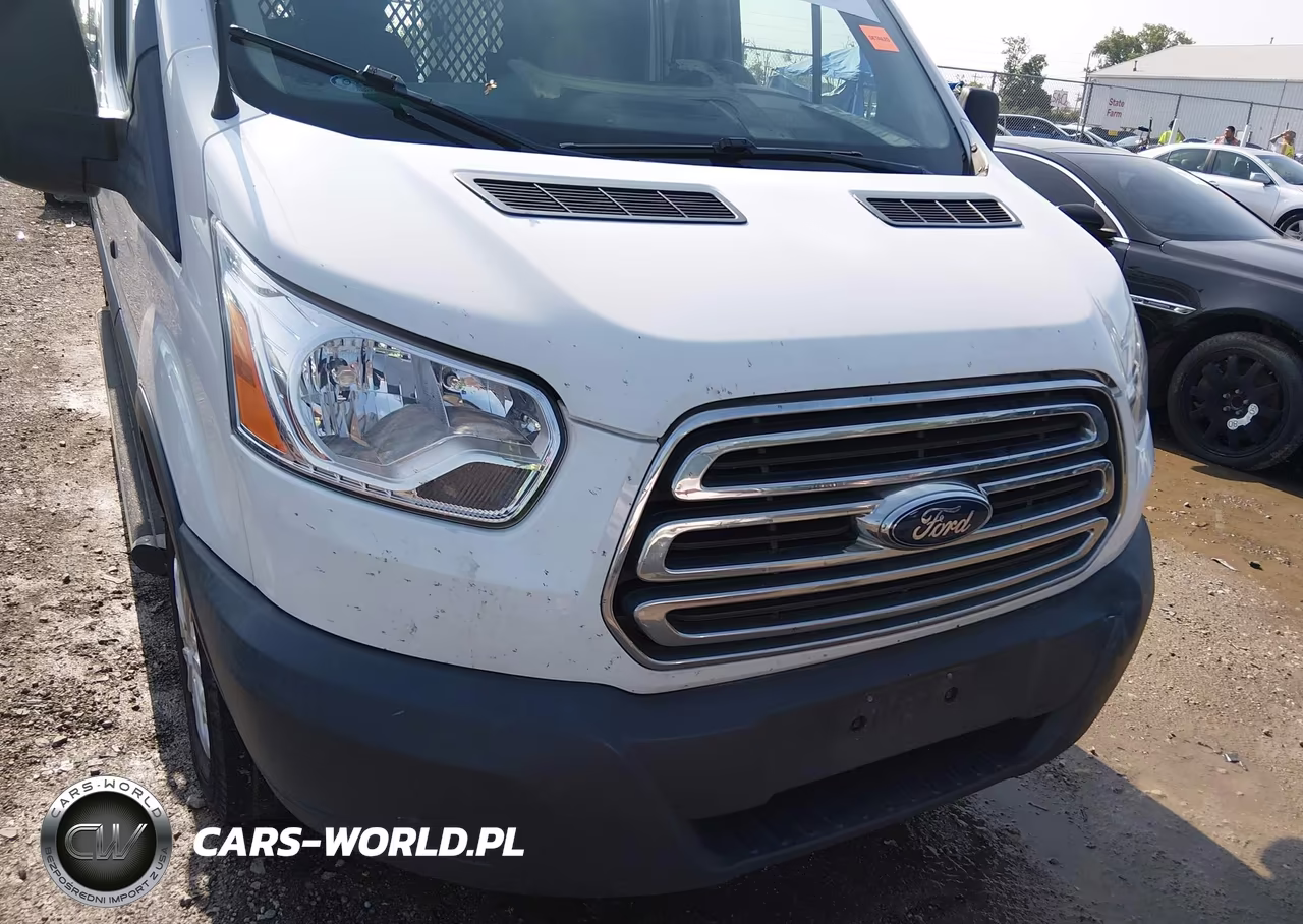2018 Ford Transit-250 VIN:1FTYR1YM6JKB17173 - 18