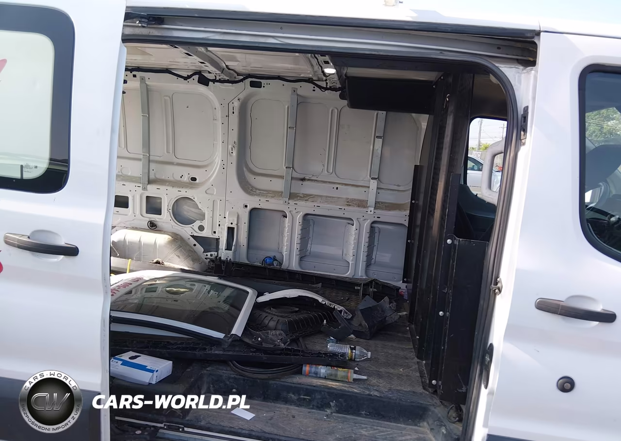 2018 Ford Transit-250 VIN:1FTYR1YM6JKB17173 - 8