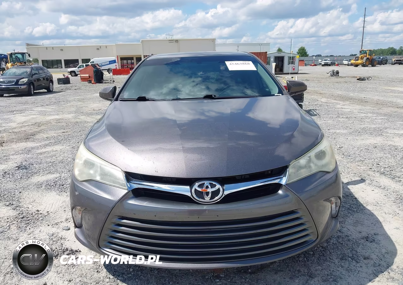 2016 Toyota Camry Le VIN:4T1BF1FK3GU265371 - 12