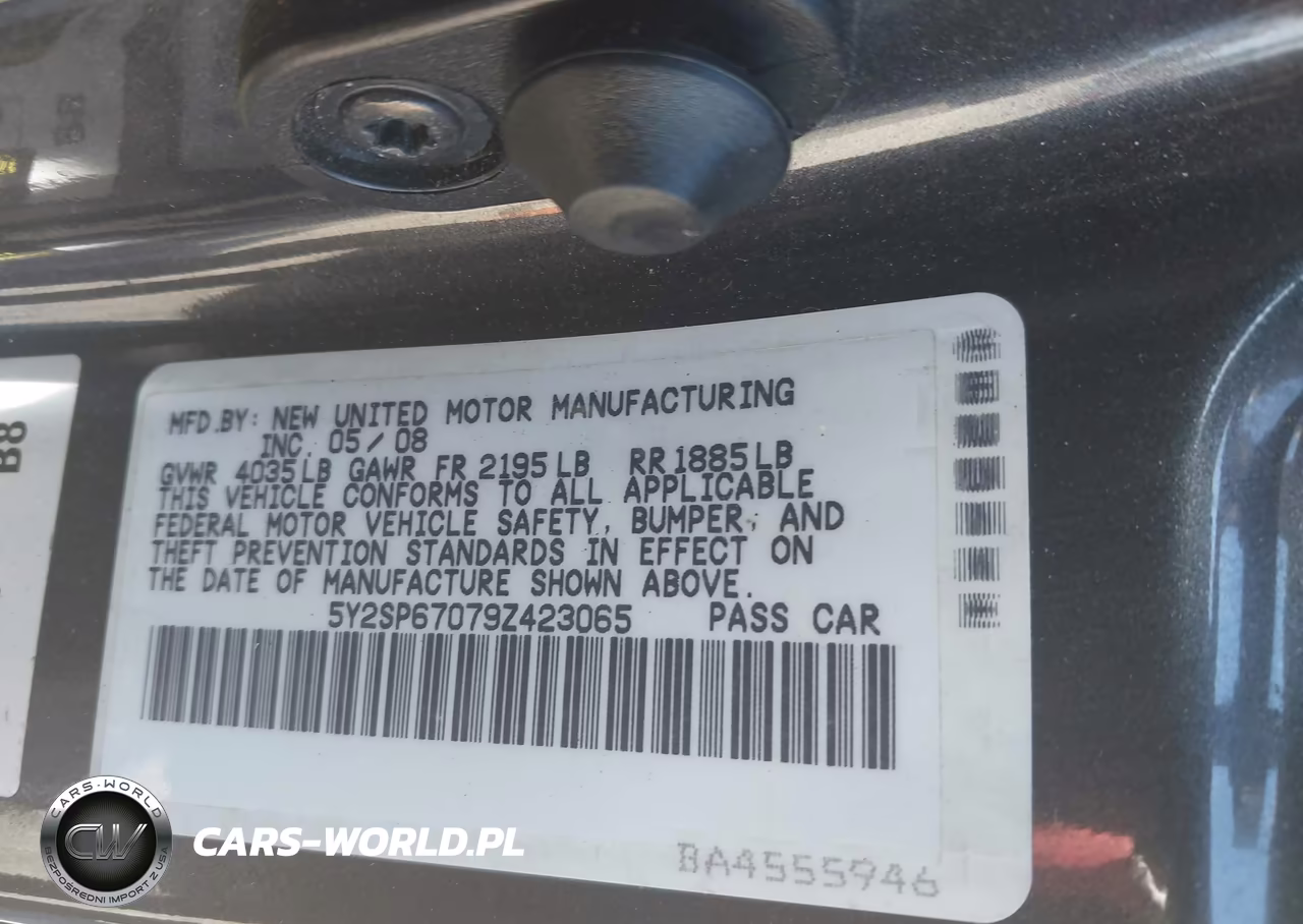 2009 Pontiac Vibe VIN:5Y2SP67079Z423065 - 9