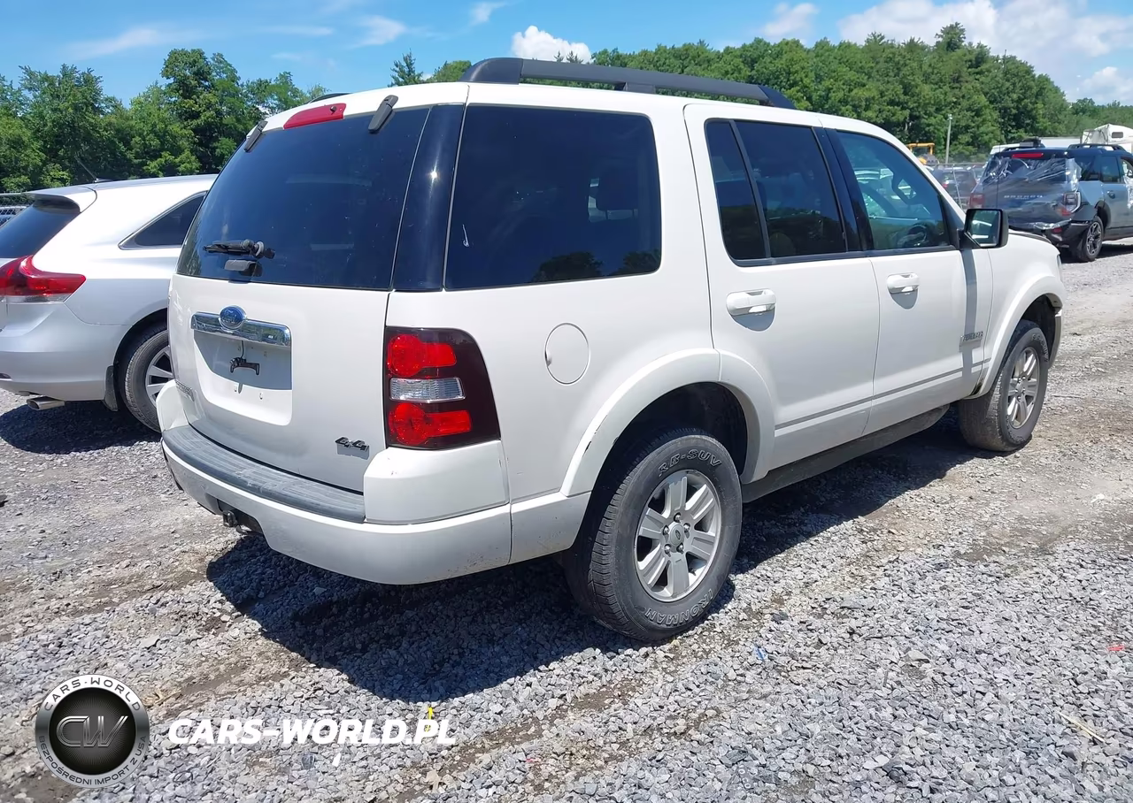 2008 Ford Explorer Xlt VIN:1FMEU73E48UA53911 - 4