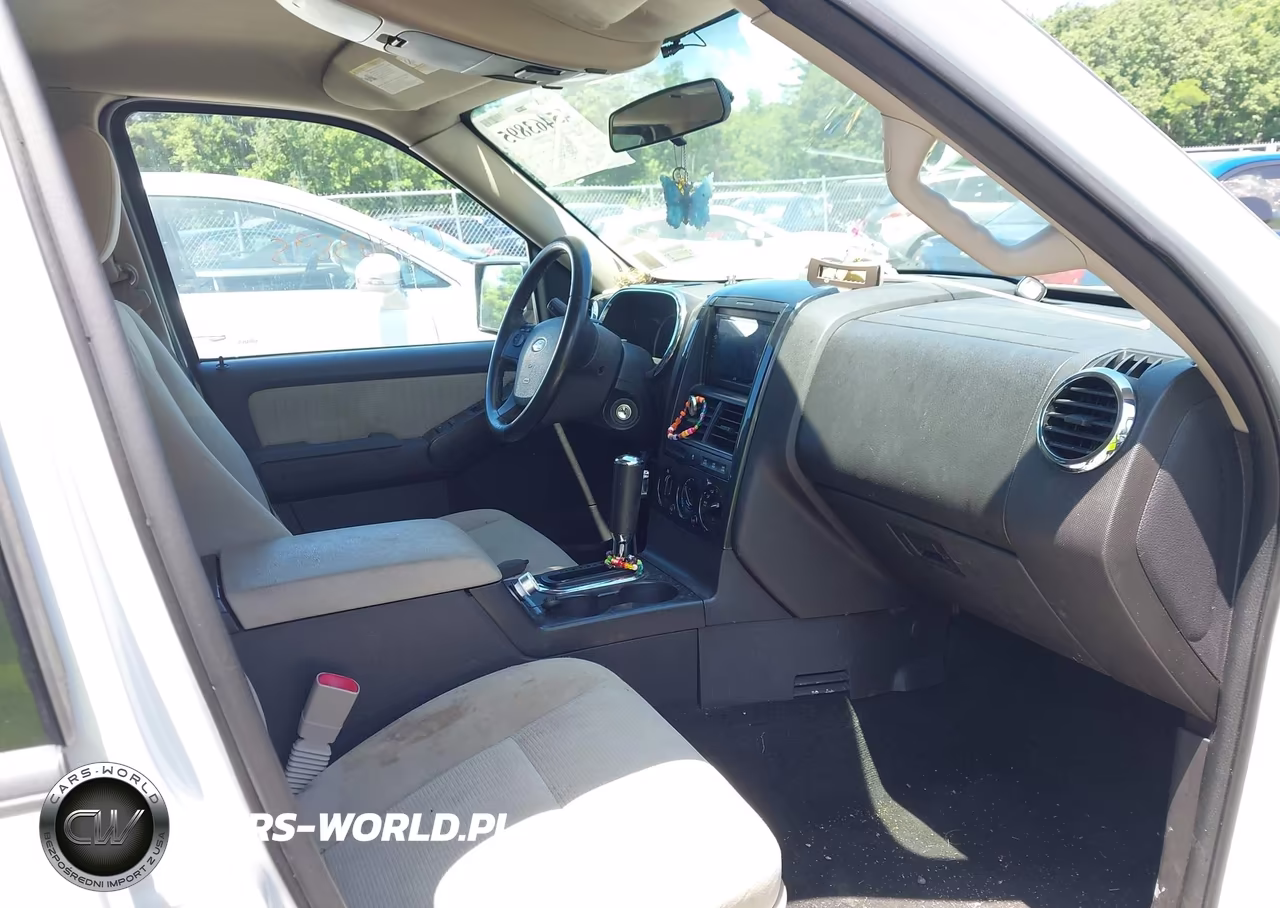 2008 Ford Explorer Xlt VIN:1FMEU73E48UA53911 - 5