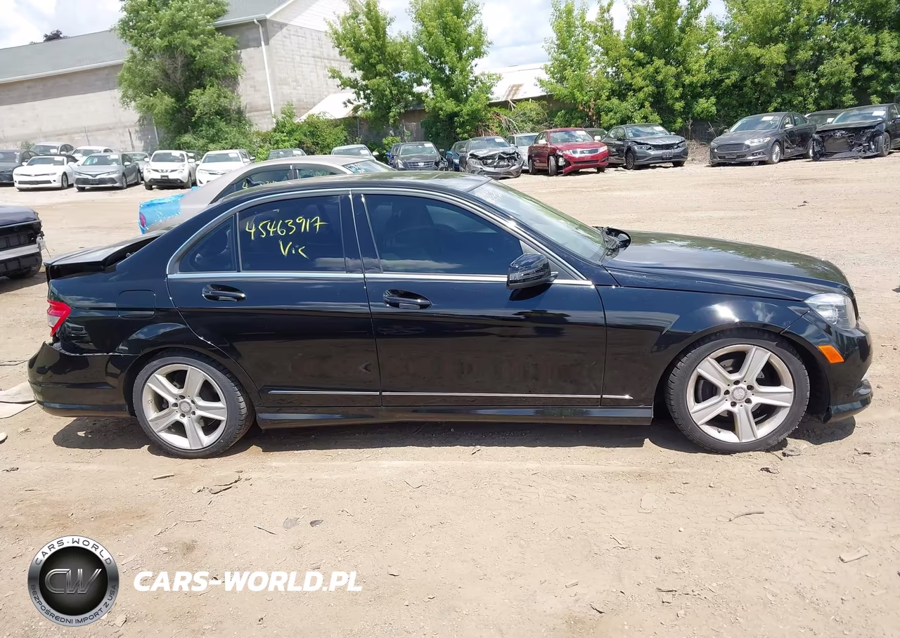 2011 Mercedes-Benz C 300 Luxury 4Matic-Sport 4Matic VIN:WDDGF8BBXBR182479 - 14