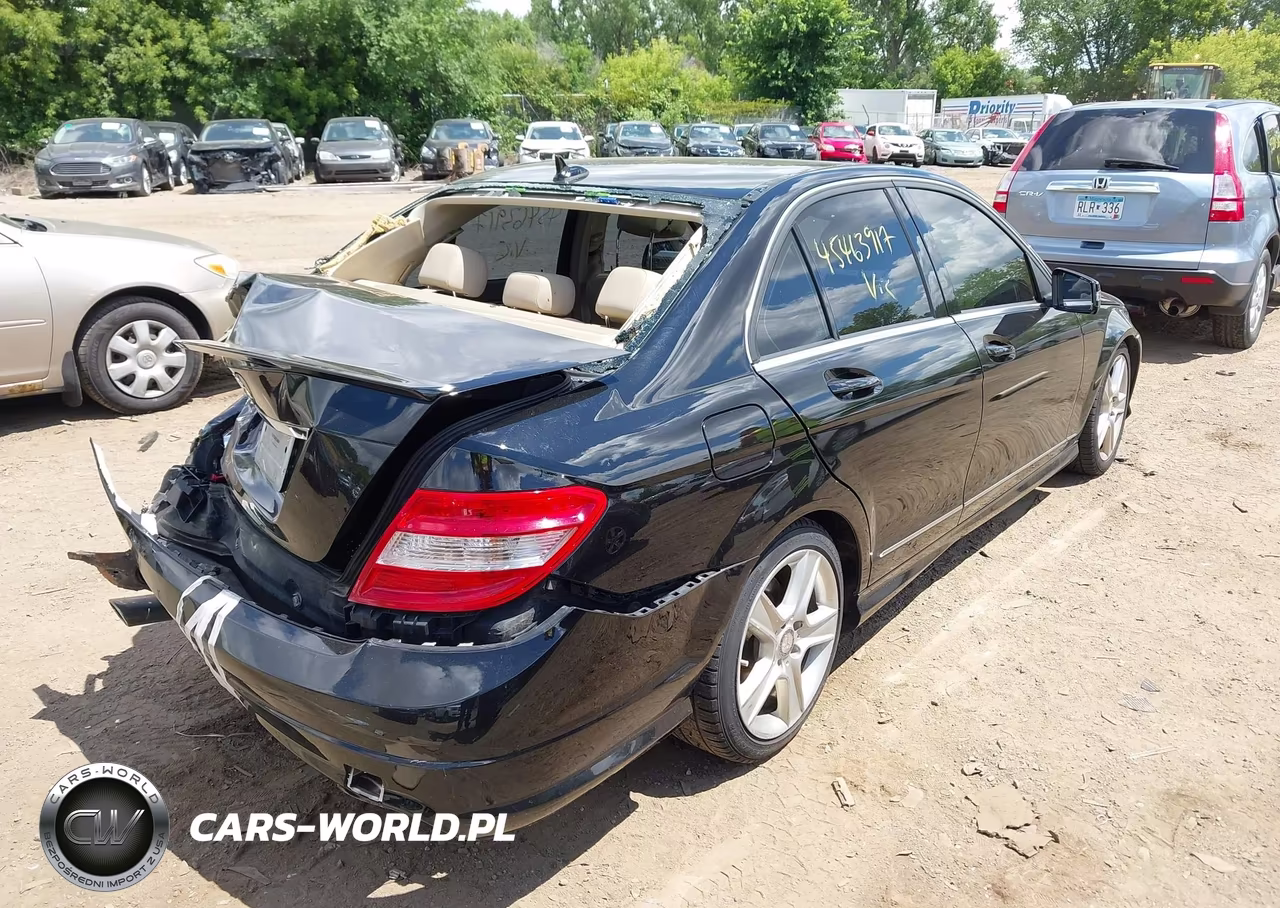 2011 Mercedes-Benz C 300 Luxury 4Matic-Sport 4Matic VIN:WDDGF8BBXBR182479 - 4