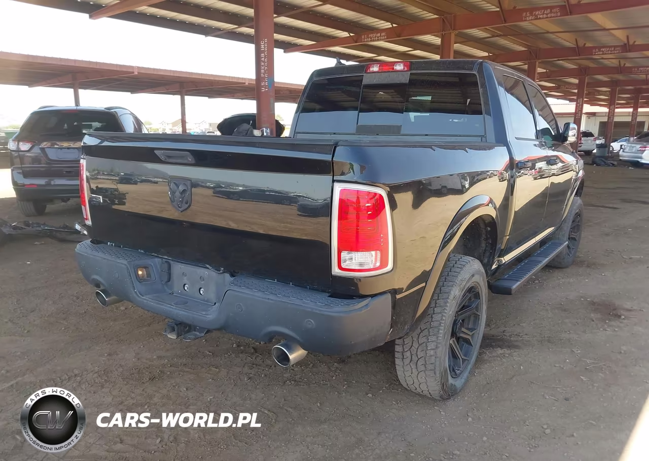 2016 Ram 1500 Laramie VIN:1C6RR6NM8GS159558 - 4