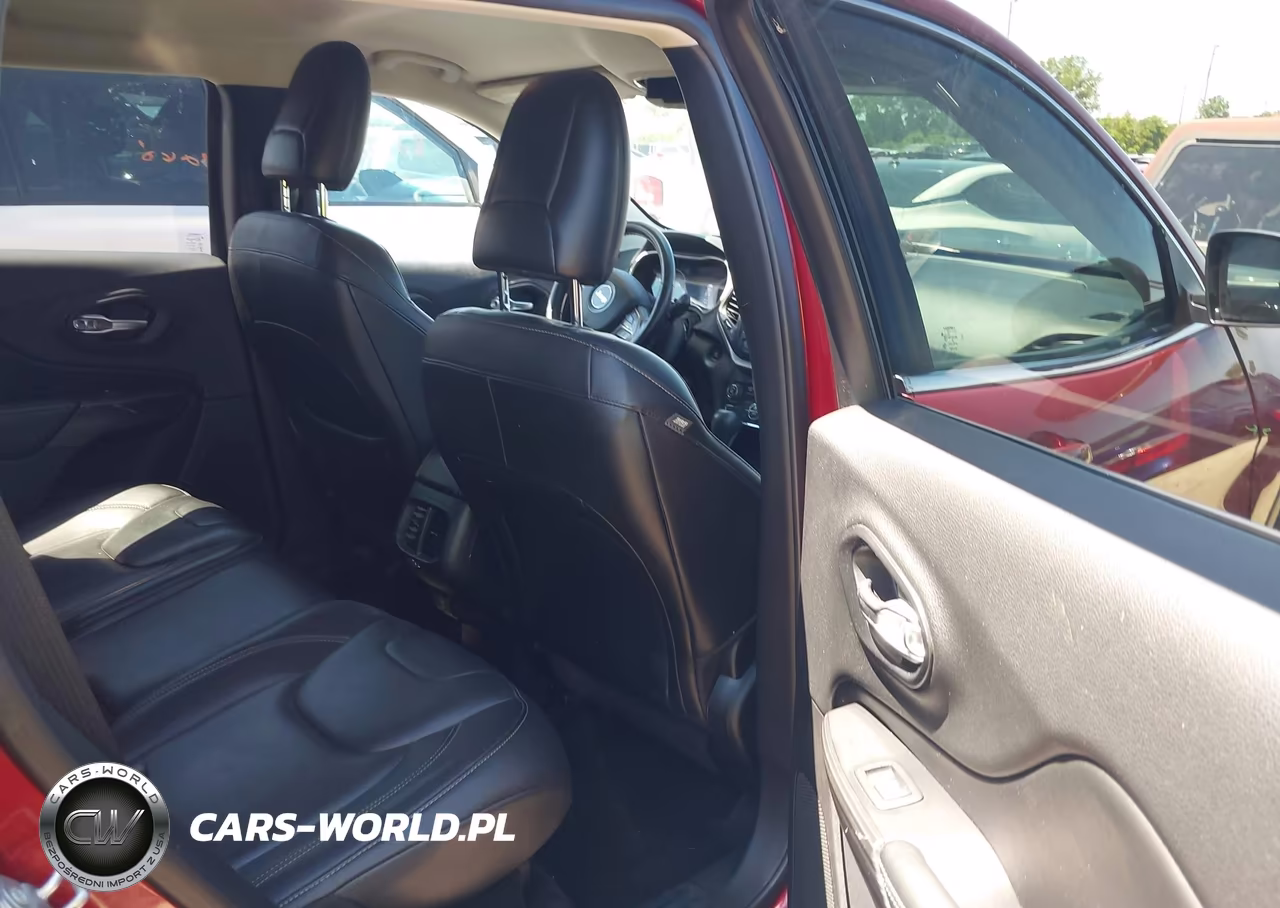 2015 Jeep Cherokee Limited VIN:1C4PJMDS6FW740852 - 8